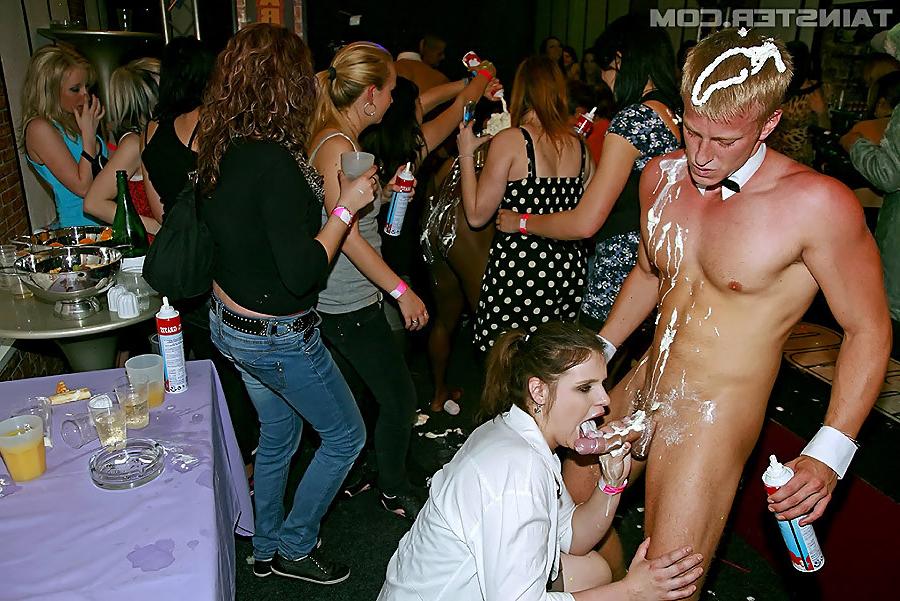 16P Horny women sucking cock at a CFNM sex party