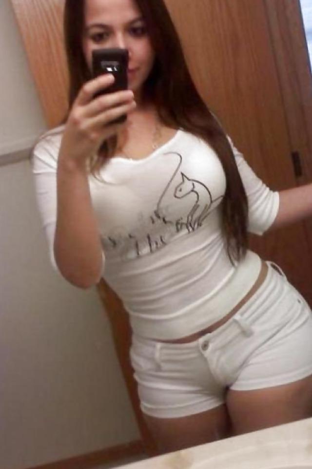 13P Thick Arab hottie