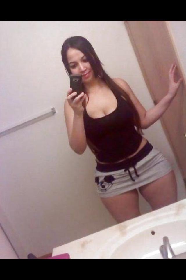 13P Thick Arab hottie