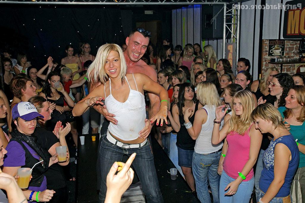 16P Crazy party with male strippers and horny amateur girls