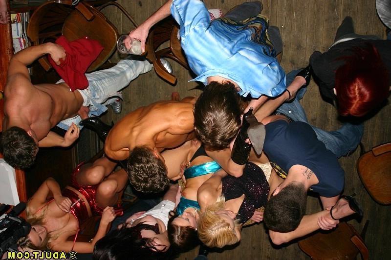 16P Huge gangbang sex party with babes inside bar