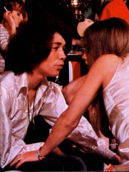 16P Several retro couples doing some groupsex in a bar