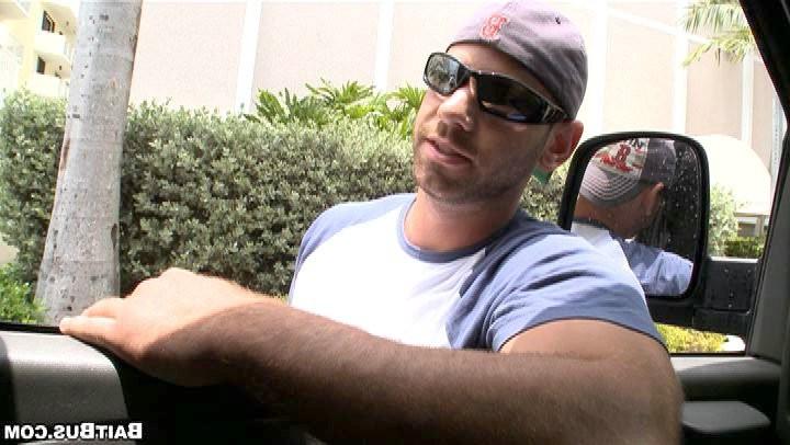 15P Straight man sex seduced in van for double cumshot