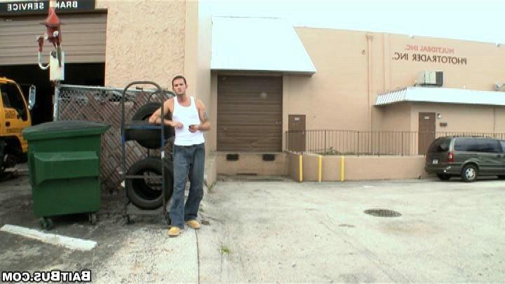 15P Straight guy seduced in the bang van for big cumshot