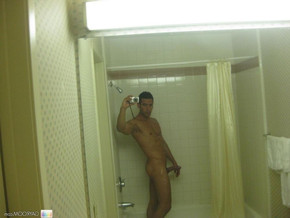 15P Horny amateur gays posing and fucking gallery 5