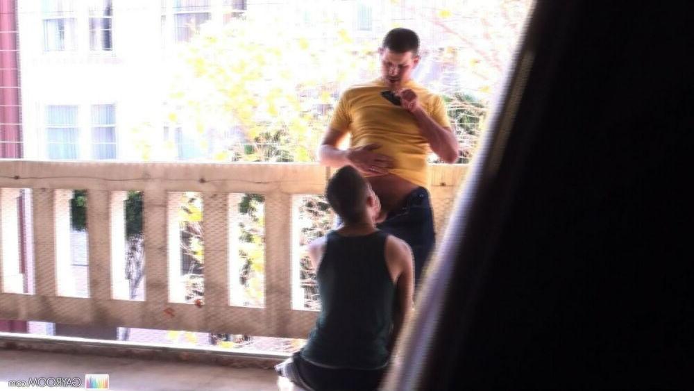 15P Horny amateur gays posing and fucking gallery 5
