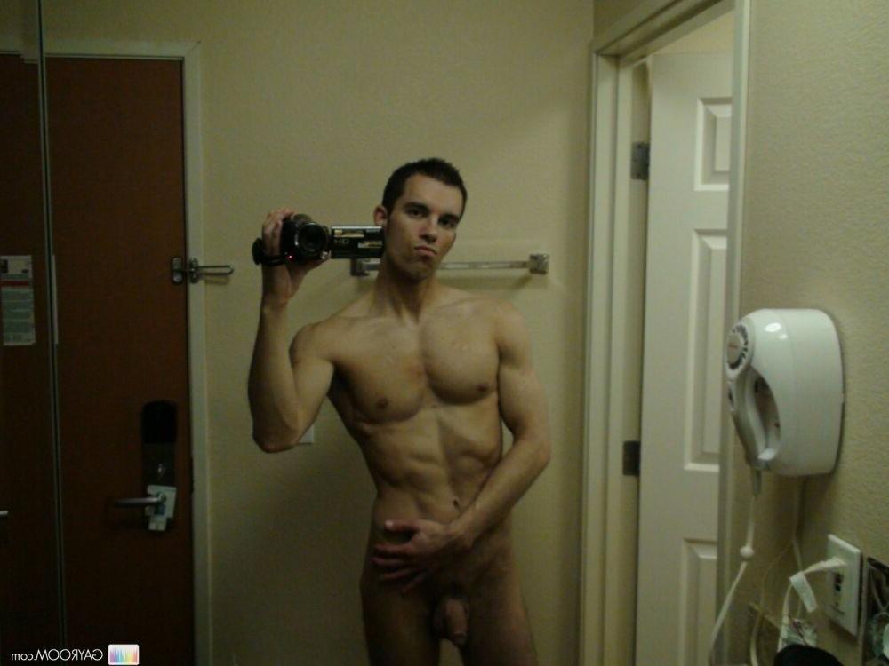 15P Horny amateur gays posing and fucking gallery 4