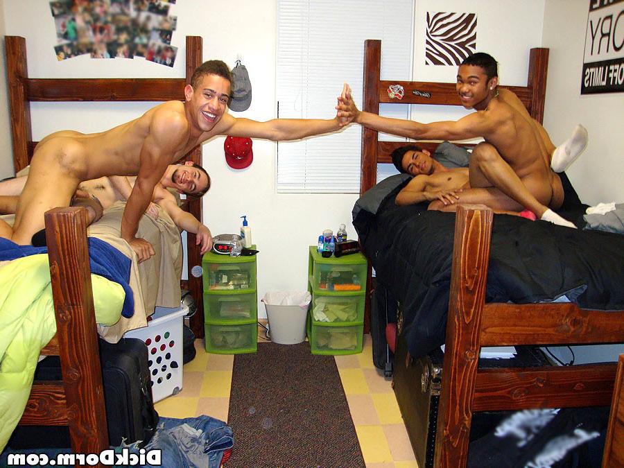 16P Horny dudes share their hot asses in these real amateur college dorm room gay fu