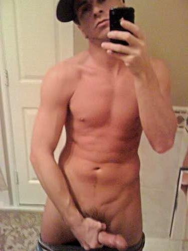 15P Guy with big dick self-shoots in his room