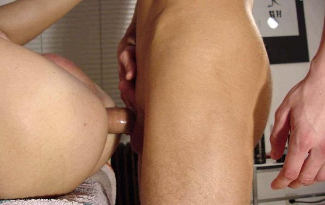 20P Dark haired twinks enjoy sucking and fucking in a massage room
