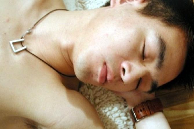 20P Asian twink enjoys stripping and jerking off in a living room