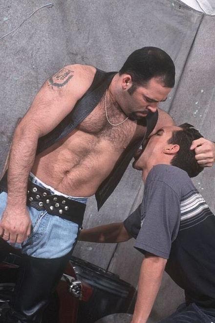 20P Hairy muscle biker n latin twink sucking n rimming n fucking