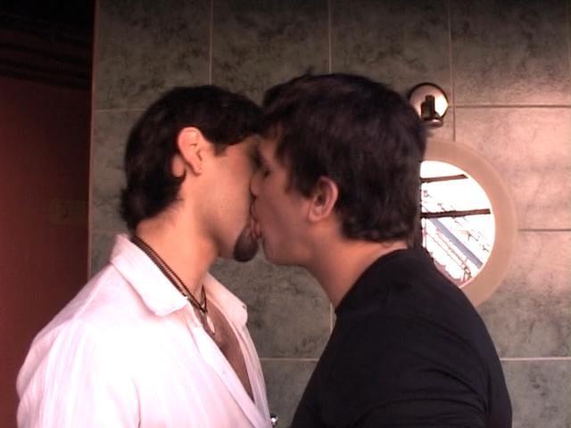 17P cum swallowing deep throating college guys