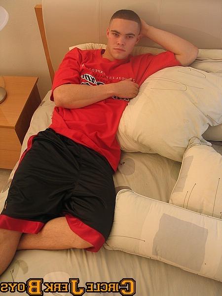 14P Sexy twink in basketball shorts
