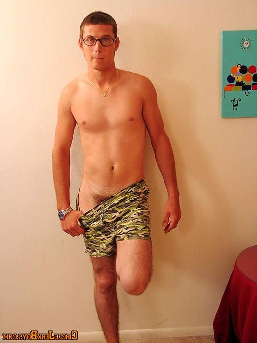 15P Horny stud undressing in living room