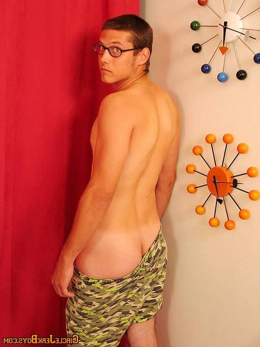 15P Horny stud undressing in living room