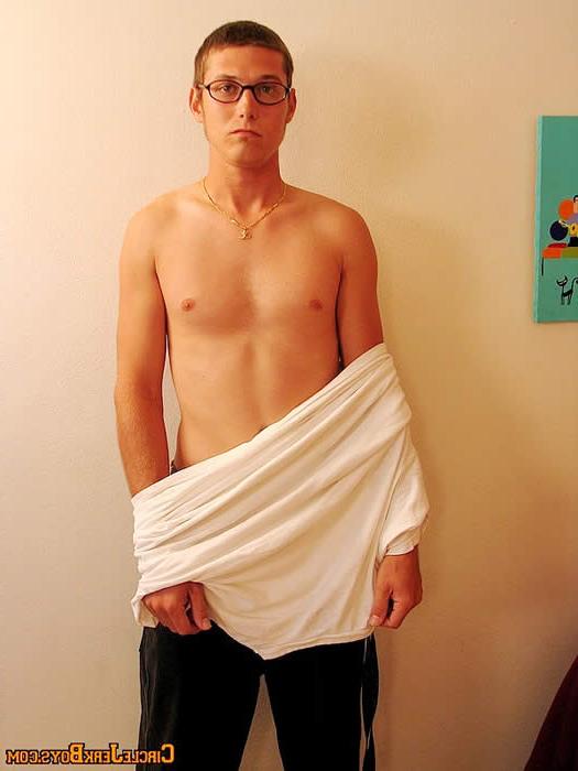 15P Horny stud undressing in living room