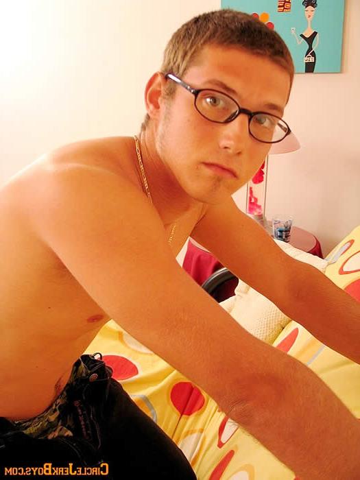 15P Horny stud undressing in living room