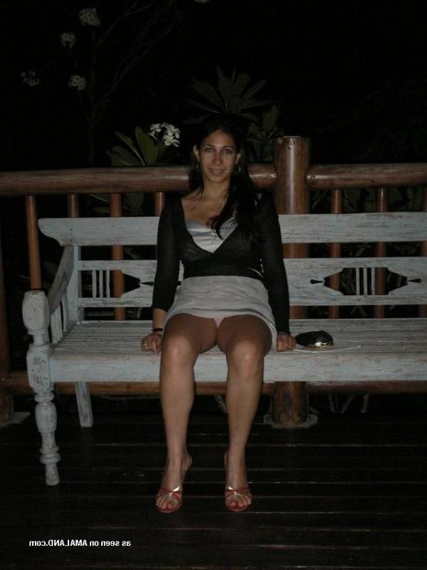 10P Busty Mexican girlfriend gets naughty posing topless