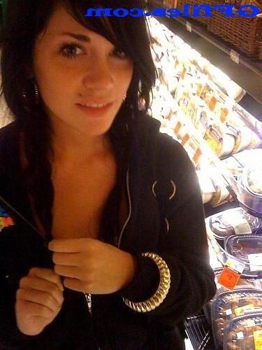 16P Amateur homemade girls