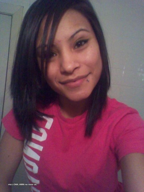 10P Compilation of a Latina honey camwhoring for her boyfriend