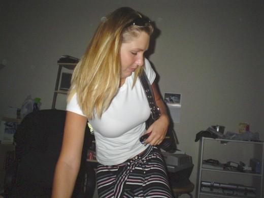 16P Babe having fun in the basement room