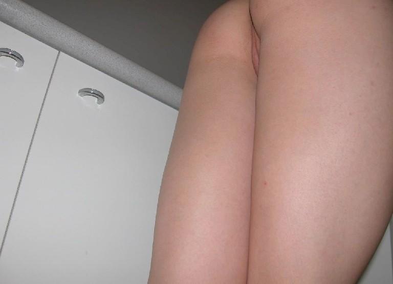 16P Heiße Fotos von sexy Mädchen, die sich küssen