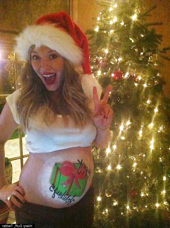 25P Hot pregnant celebs