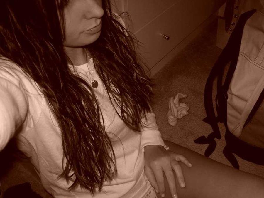 15P Photos of gorgeous girls camwhoring