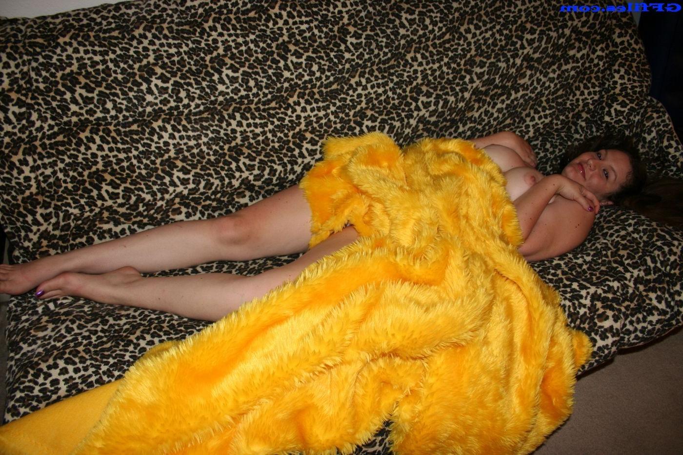 16P Amateur homemade girls