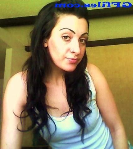 16P Amateur homemade girls selfshots