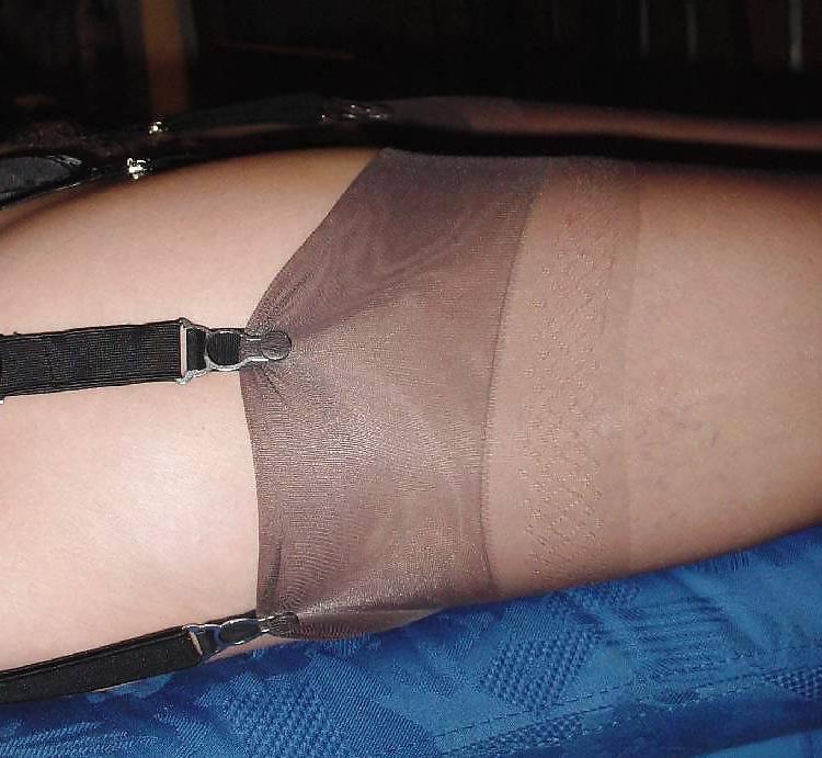18P Stocking & Girdle