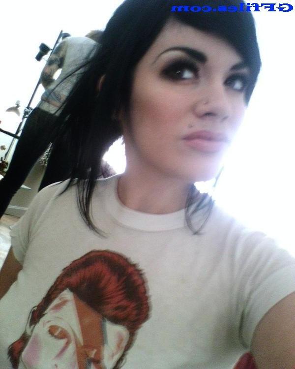 12P Sexy homemade amateur girls