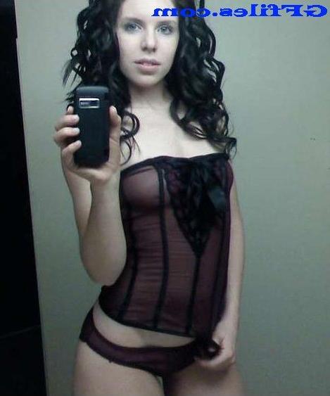 12P Sexy homemade amateur girls