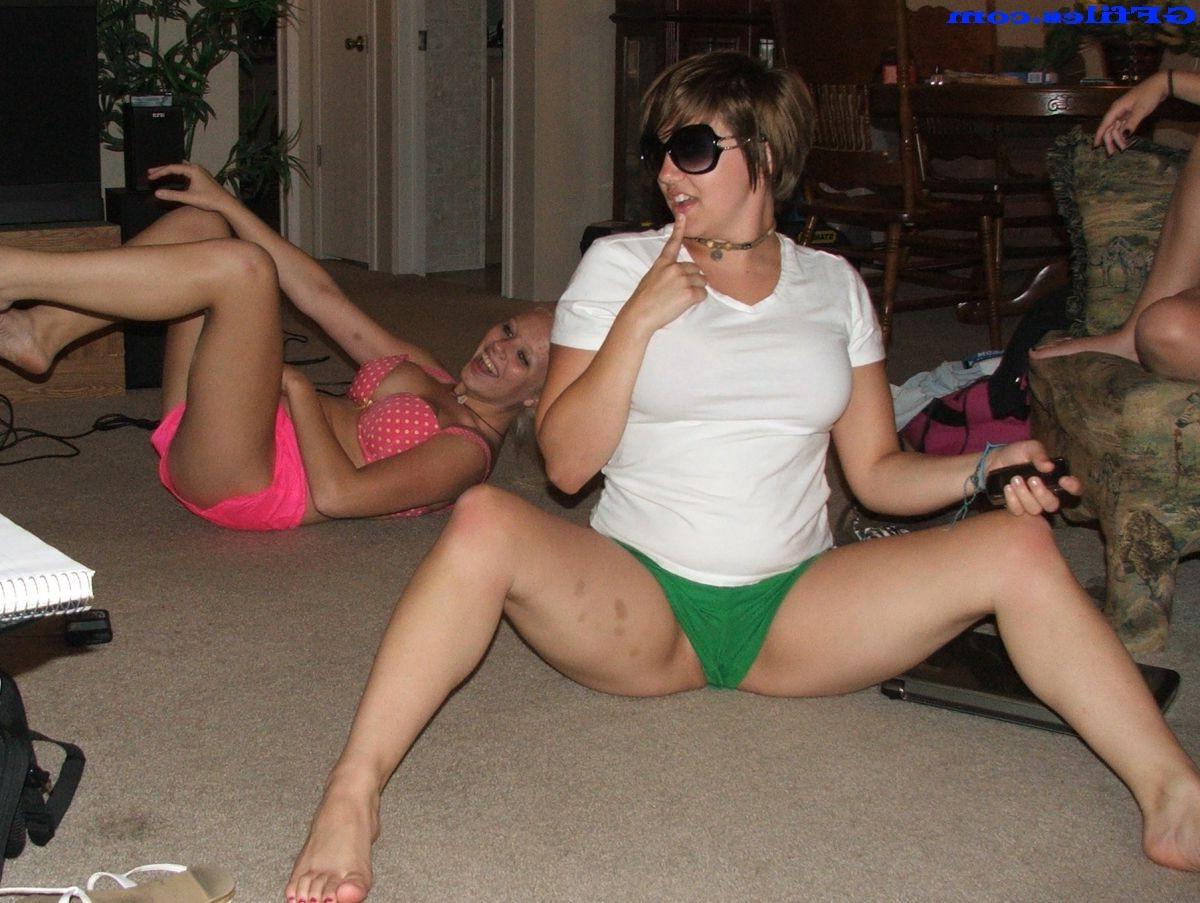 16P Amateur homemade girls