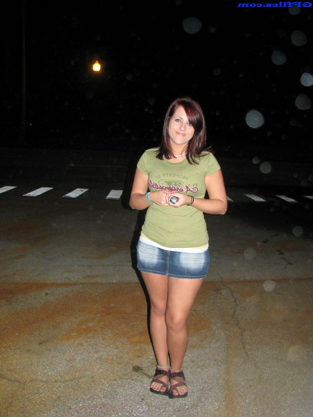16P Amateur homemade girls