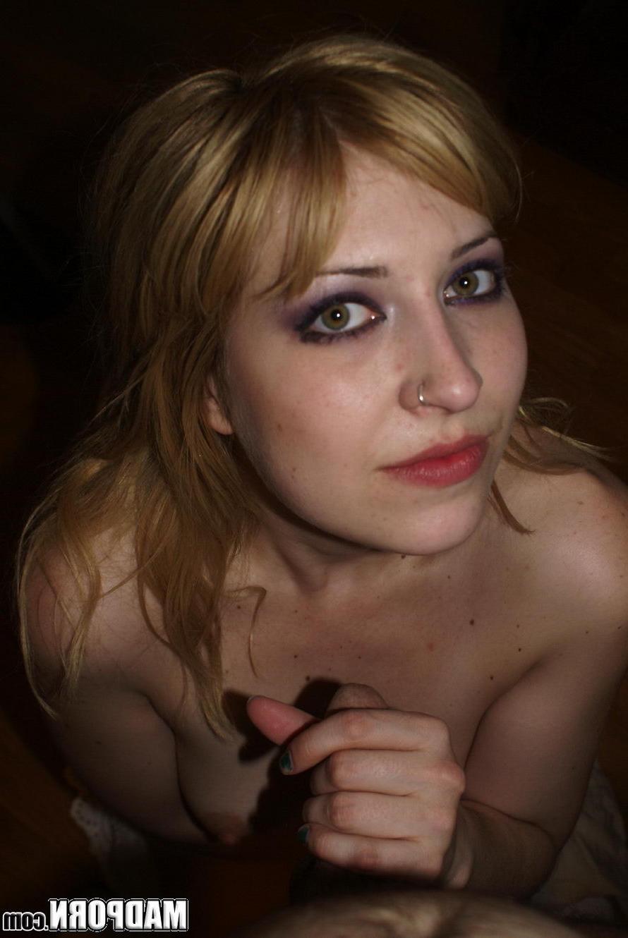 15P Real amateur couples pawn their sextapes