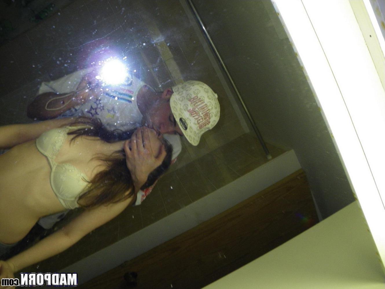 15P Real amateur couples pawn their sextapes