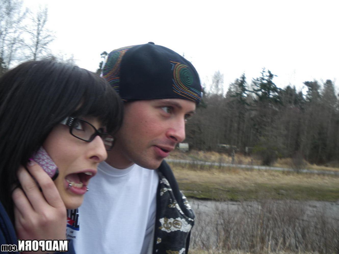 15P Real amateur couples pawn their sextapes