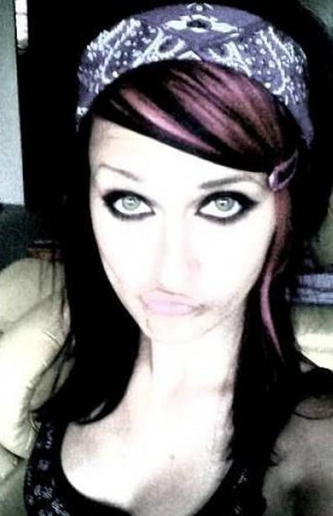 13P Angry Emo Ex Girlfriends Flashing And Sucking Cock