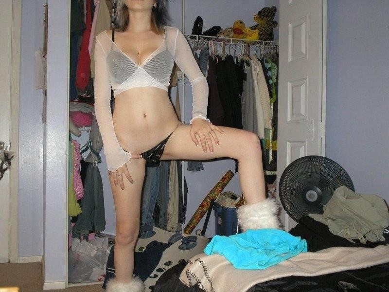 12P Hot Emo Girlfriend Screwed Over By Ex Boyfriend