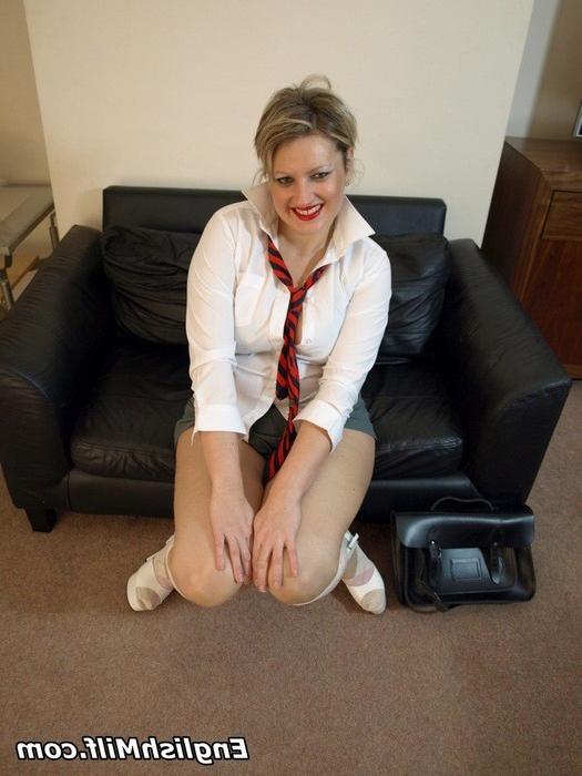 16P Big ass Milf in her naughty schoolgirl uniform
