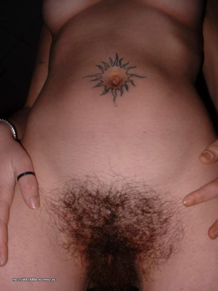 15P Amateur girlfriend strips to show very hairy pussy