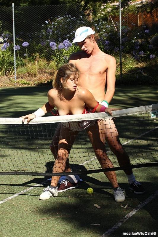 16P Hot tennis players get all wet on filthy tennis court