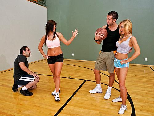 4P Hot babe with huge tits gets fucked on a basketball court