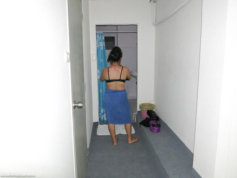 15P Thai whore being fucked and creamed