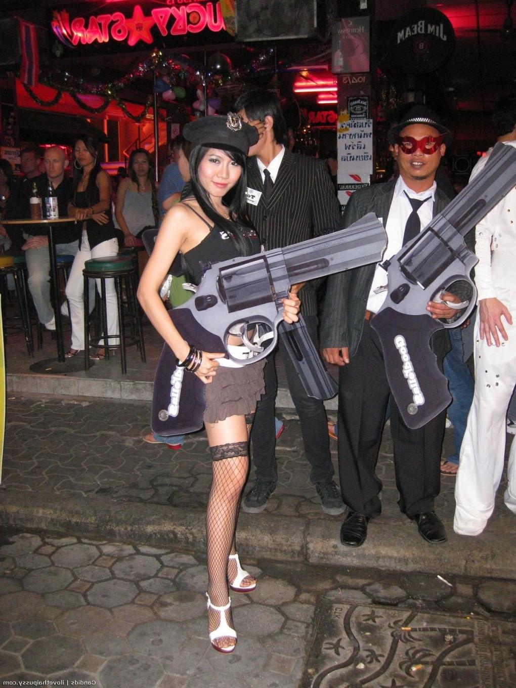 25P Hot Drunk Bangkok Whores Fucked By Sex Tourist On Vacation Cheating On His Asian