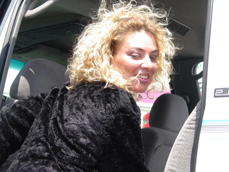 20P Blondie banging cock in reversed style