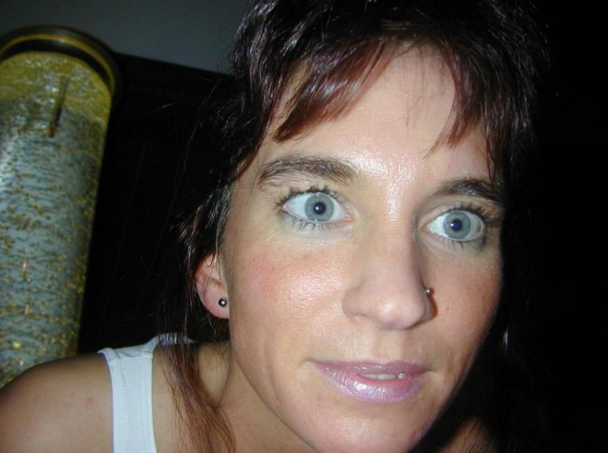 15P Amateur housewife shows tits and cunt