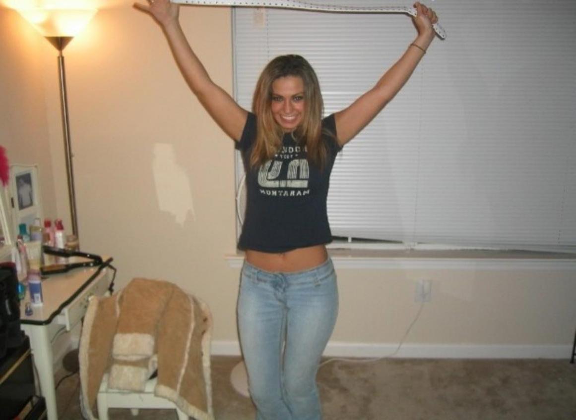 20P Awesome amateur girlfriend sucks cock